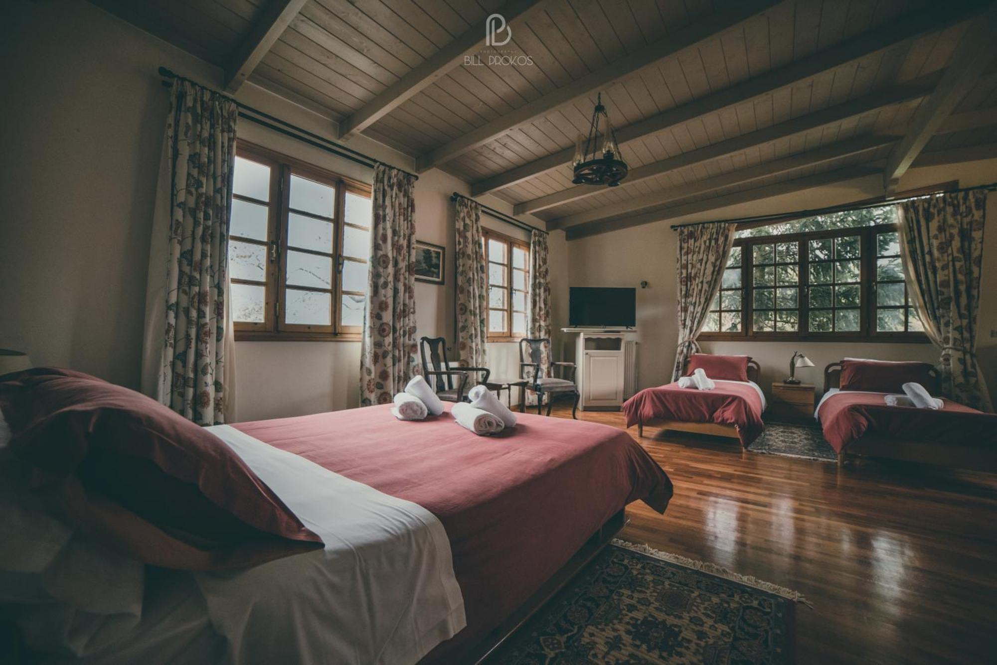 Bourazani Wild Life Resort โคนิทซา ห้อง รูปภาพ